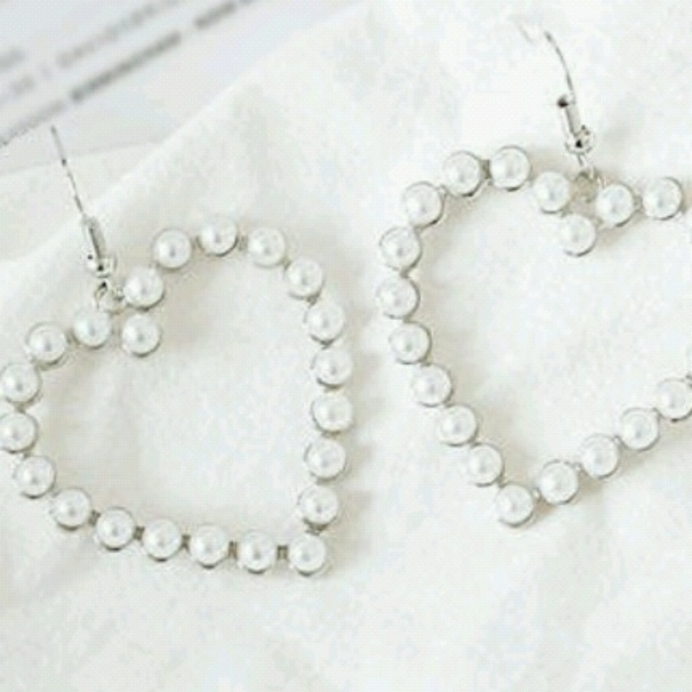 Lovely Heart Pearl Drop Earrings